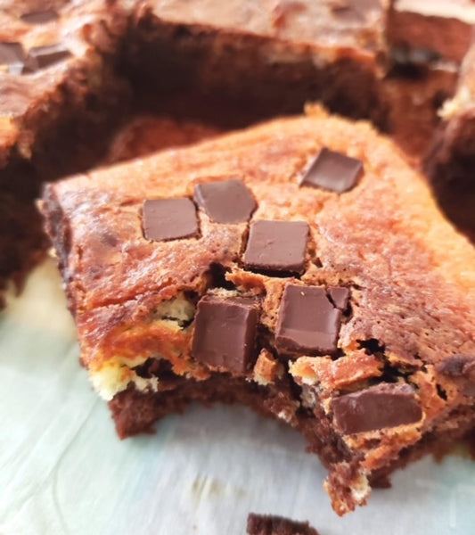 Cream Cheese Brownies &ndash; ExtraWhiteGold